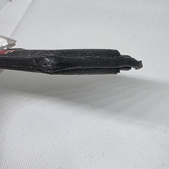 Gucci Black Card Holder with Red Snake Design - Picture 3 of 6